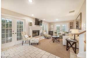 9409 Moonlight Dr, Sanibel, FL 33957, Sold 08/12/22