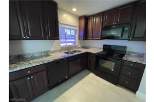 3325 Airport-Pulling Rd, Naples, FL 34105, Sold 08/24/22