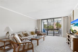 2777 W Gulf Dr UNIT 104, Sanibel, FL 33957, Sold 08/05/22
