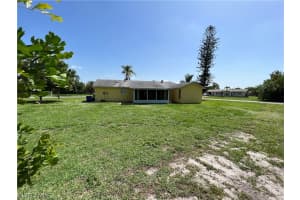101 Durland Ave, Lehigh Acres, FL 33936, Sold 07/08/22