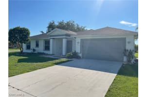 265 Justene Cir, Lehigh Acres, FL 33936, Sold 10/05/22