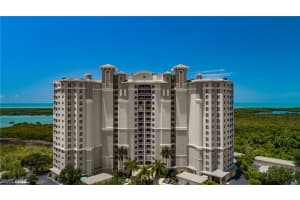 1001 Arbor Lake Dr, Naples, FL 34110, Sold 08/19/22