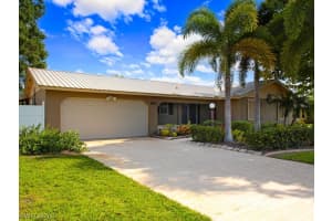 881 Adelphi Ct, Fort Myers, FL 33919, Sold 08/04/22