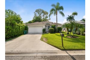 311 Stanhope Cir, Naples, FL 34104, Sold 12/23/22