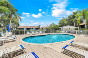 400 Misty Pines Cir, Naples, FL 34105, Sold 09/20/22