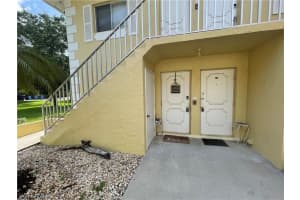 8101 Country Rd UNIT 101, Fort Myers, FL 33919, Sold 09/08/22