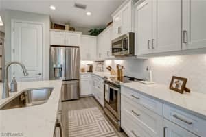 2542 Seychelles Dr, Naples, FL 34112, Sold 10/14/22