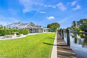 1693 Bonita Ct, Naples, FL 34102, Sold 12/02/22
