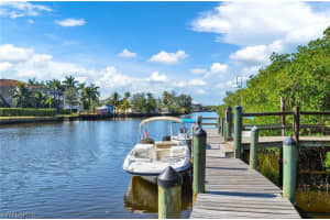 2270 Anchorage Ln, Naples, FL 34104, Sold 08/02/22