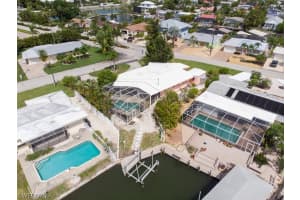 1 Fairview Blvd, Fort Myers Beach, FL 33931, Sold 09/12/22