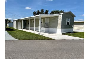 69 Shoreland Dr, Fort Myers, FL 33905, Sold 09/30/22