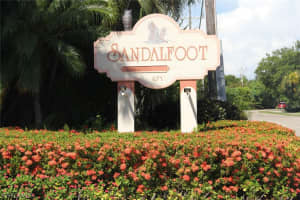 671 E Gulf Dr, Sanibel, FL 33957, Sold 08/04/22