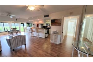 5625 Trailwinds Dr, Fort Myers, FL 33907, Sold 08/09/22