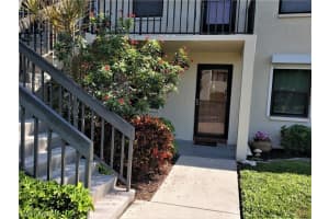 9300 Lake Park Dr APT 104, Fort Myers, FL 33919, Sold 07/29/22