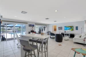 2047 SE 29th Ln, Cape Coral, FL 33904, Sold 09/19/22