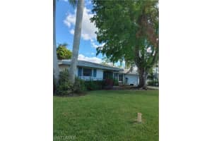 32 Hawaii Blvd, Naples, FL 34112, Sold 02/01/23
