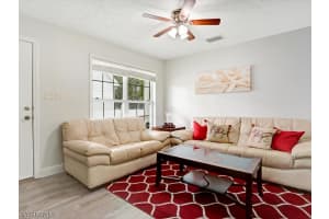 346 Leawood Cir, Naples, FL 34104, Sold 10/21/22