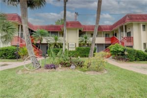 1376 Archer St APT 4, Lehigh Acres, FL 33936, Sold 07/27/22
