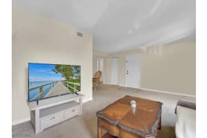 12632 Kenwood Ln APT C, Fort Myers, FL 33907, Sold 08/05/22