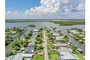 416 Samar Ave, Naples, FL 34113, Sold 09/07/22