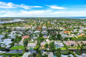 635 15th Ave S, Naples, FL 34102, Sold 12/30/22