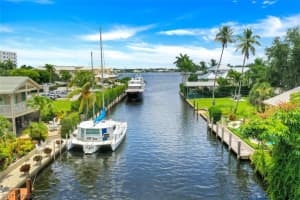 635 15th Ave S, Naples, FL 34102, Sold 12/30/22