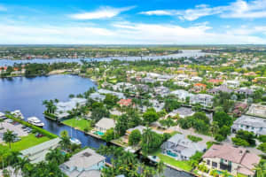 635 15th Ave S, Naples, FL 34102, Sold 12/30/22