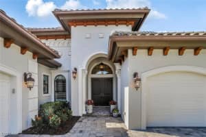 7493 Lantana Cir, Naples, FL 34119, Sold 08/22/22