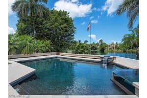 2680 Lantern Ln, Naples