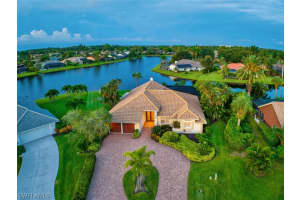 28820 Regis Ct, Bonita Springs, FL 34134, Sold 11/21/22