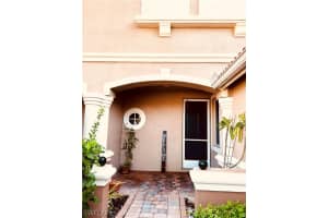 2421 Laurentina Ln, Cape Coral, FL 33909, Sold 09/12/22