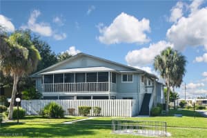 5745 Foxlake Dr, North Fort Myers, FL 33917, Sold 08/24/22