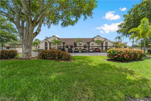 8537 Charter Club Cir UNIT 8, Fort Myers, FL 33919, Sold 12/22/22