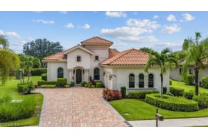 15855 Secoya Reserve Cir, Naples, FL 34110, Sold 08/31/22