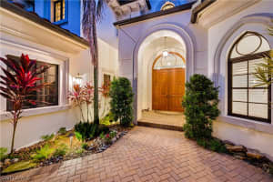 2955 Tiburon Blvd E, Naples, FL 34109, Sold 08/31/22