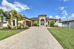 2205 SE 17th Pl, Cape Coral, FL 33990, Sold 01/19/23
