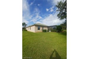 4763 Lambeth Ct, Lehigh Acres, FL 33973, Sold 10/13/22