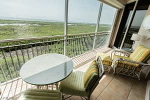 1001 Arbor Lake Dr, Naples, FL 34110, Sold 11/01/22