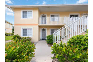 1723 Reuven Cir, Naples, FL 34112, Sold 08/30/22