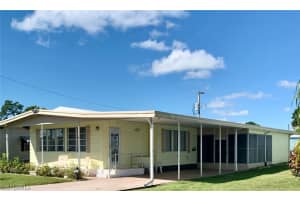 847 Holly Berry Ct, North Fort Myers, FL 33917, Sold 08/16/22