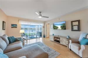 7784 Emerald Cir, Naples, FL 34109, Sold 09/12/22