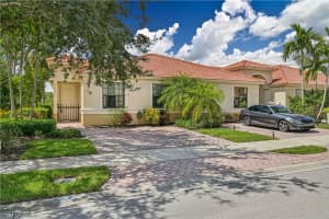 7334 Bristol Cir, Naples, FL 34120, Sold 09/09/22