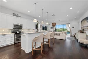 1574 Serrano Cir, Naples, FL 34105, Sold 08/30/22