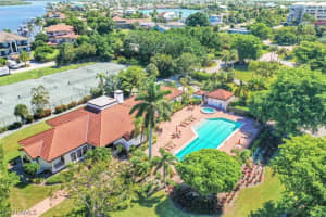 342 La Peninsula Blvd, Naples, FL 34113, Sold 11/15/22