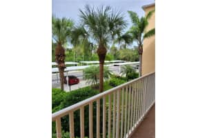 8550 Kingbird Loop APT 628, Fort Myers, FL 33967, Sold 10/04/22