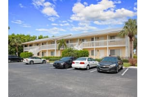 4629 Bayshore Dr, Naples, FL 34112, Sold 08/30/22