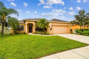2760 Suncoast Lakes Blvd, Port Charlotte, FL 33980, Sold 11/04/22