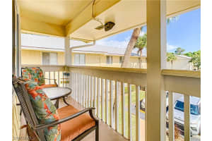 4605 Bayshore Dr, Naples, FL 34112, Sold 10/07/22