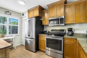 3031 Sandpiper Bay Cir, Naples, FL 34112, Sold 12/21/22