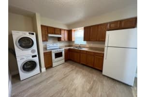 3325 Airport-Pulling Rd APT U4, Naples, FL 34105, Sold 09/22/22